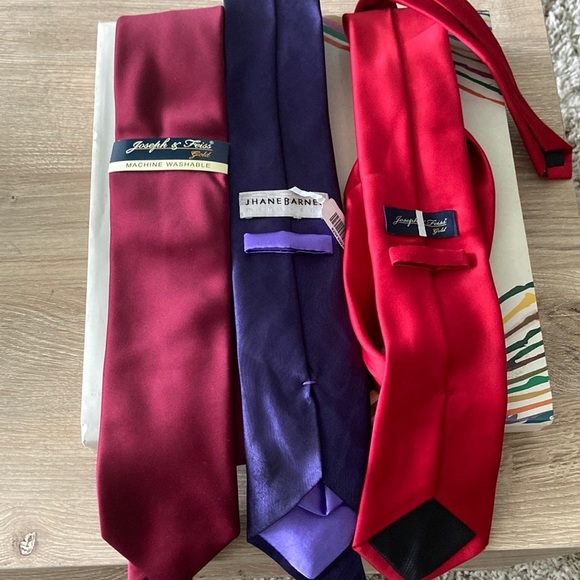 Jhane Barnes Red and Purple Silk Ties - Picture 1 of 4